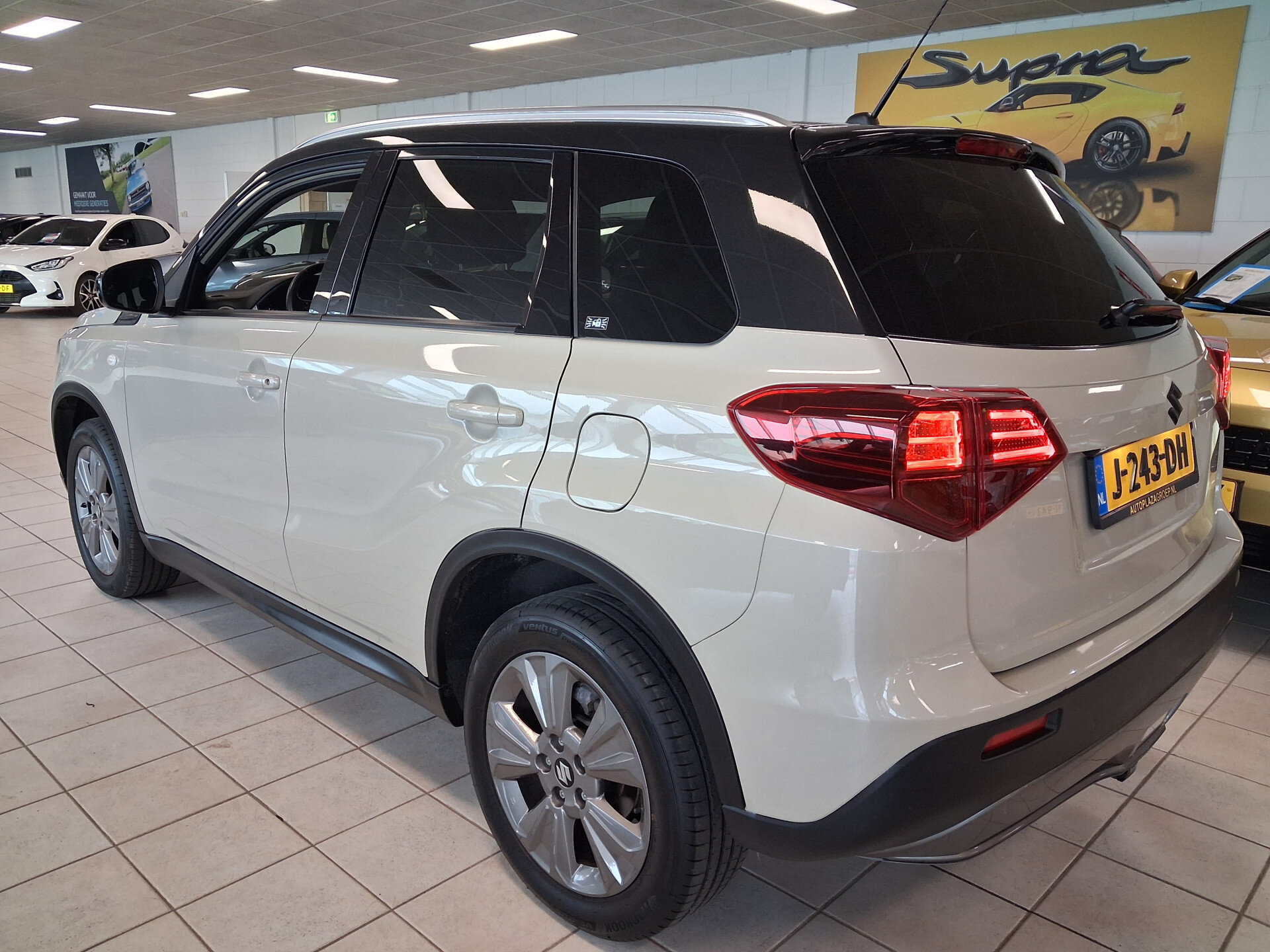 Suzuki Vitara 1.4 Boosterjet Select Smart Hybrid - Afbeelding 3
