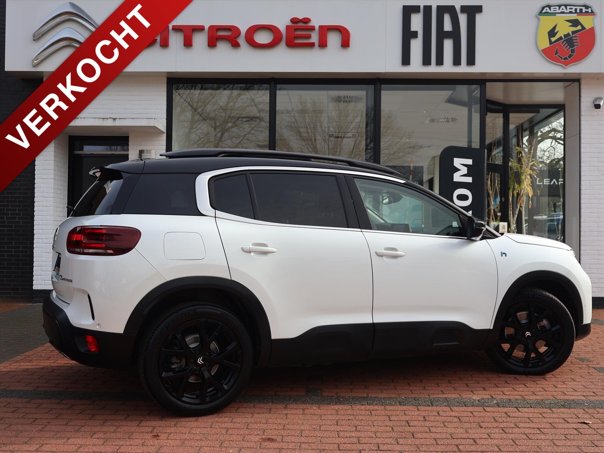 Citroën C5 Aircross SUV *Auto van de Week!* Plug-in Hybrid 225PK ë-EAT8 Automaat Shine, Rijklaarprijs | Black pack | Elektrische kofferklep | Schuif-/kanteldak