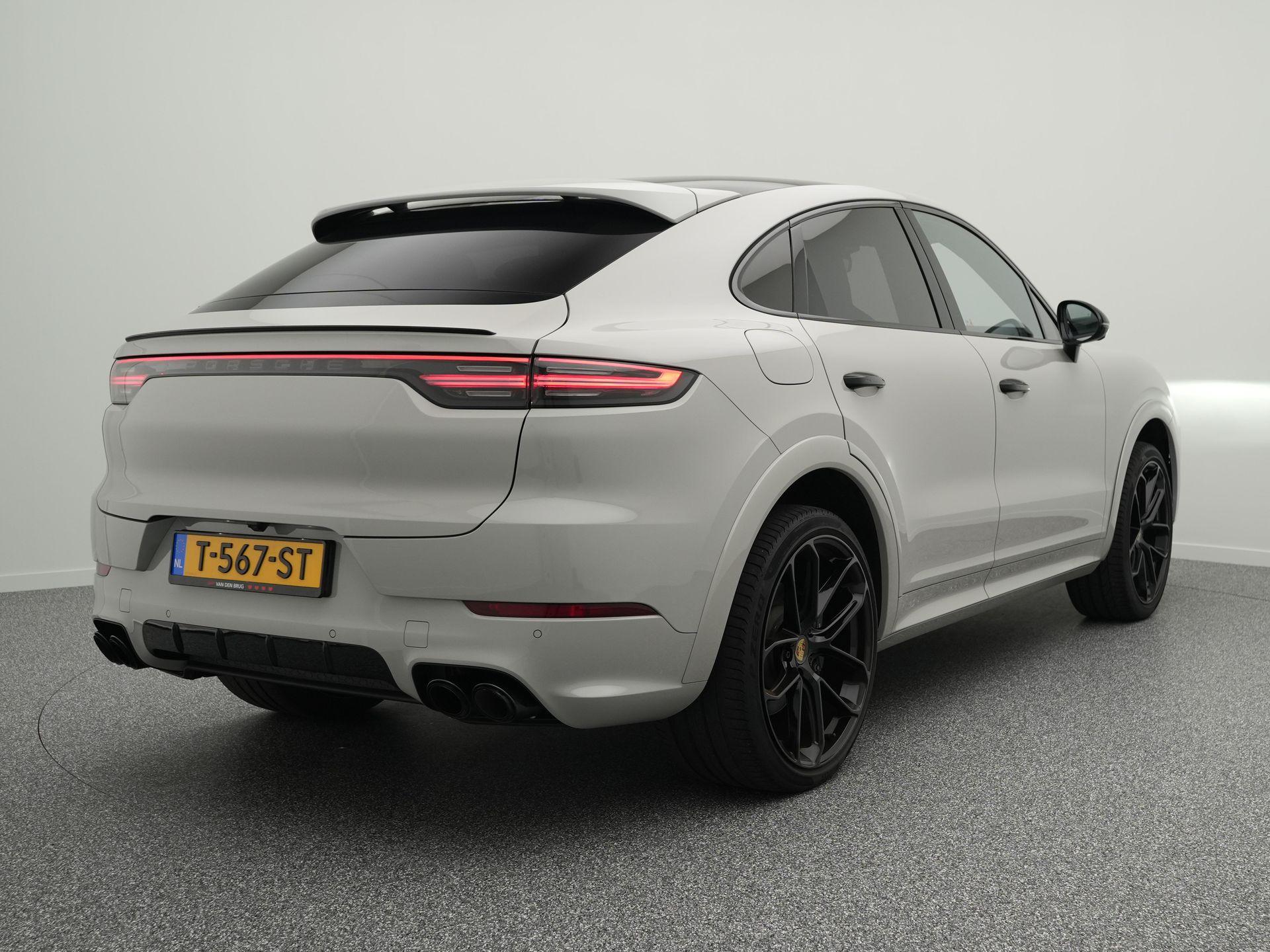 Porsche Cayenne Coupé 3.0 E-Hybrid 463 PK Platinum Edition - Afbeelding 3
