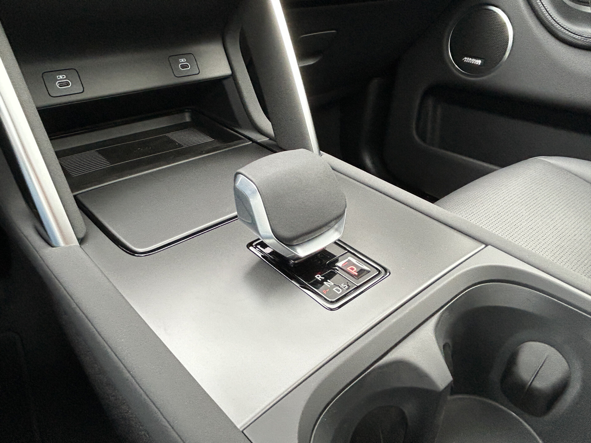 Land Rover Discovery Sport P270e 269pk AWD PHEV Landmark - Afbeelding 3