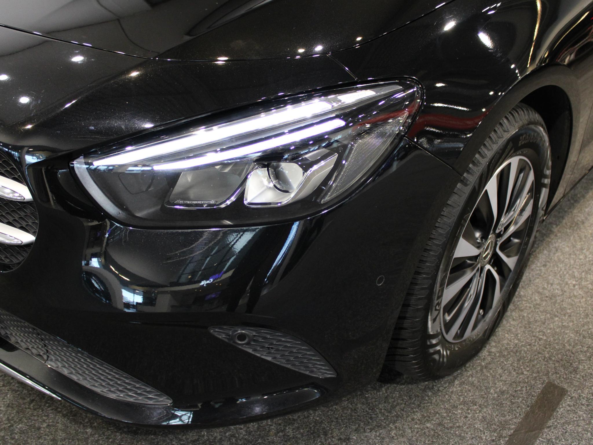 Mercedes-Benz B-Klasse 180 Business Solution Plus - Afbeelding 5