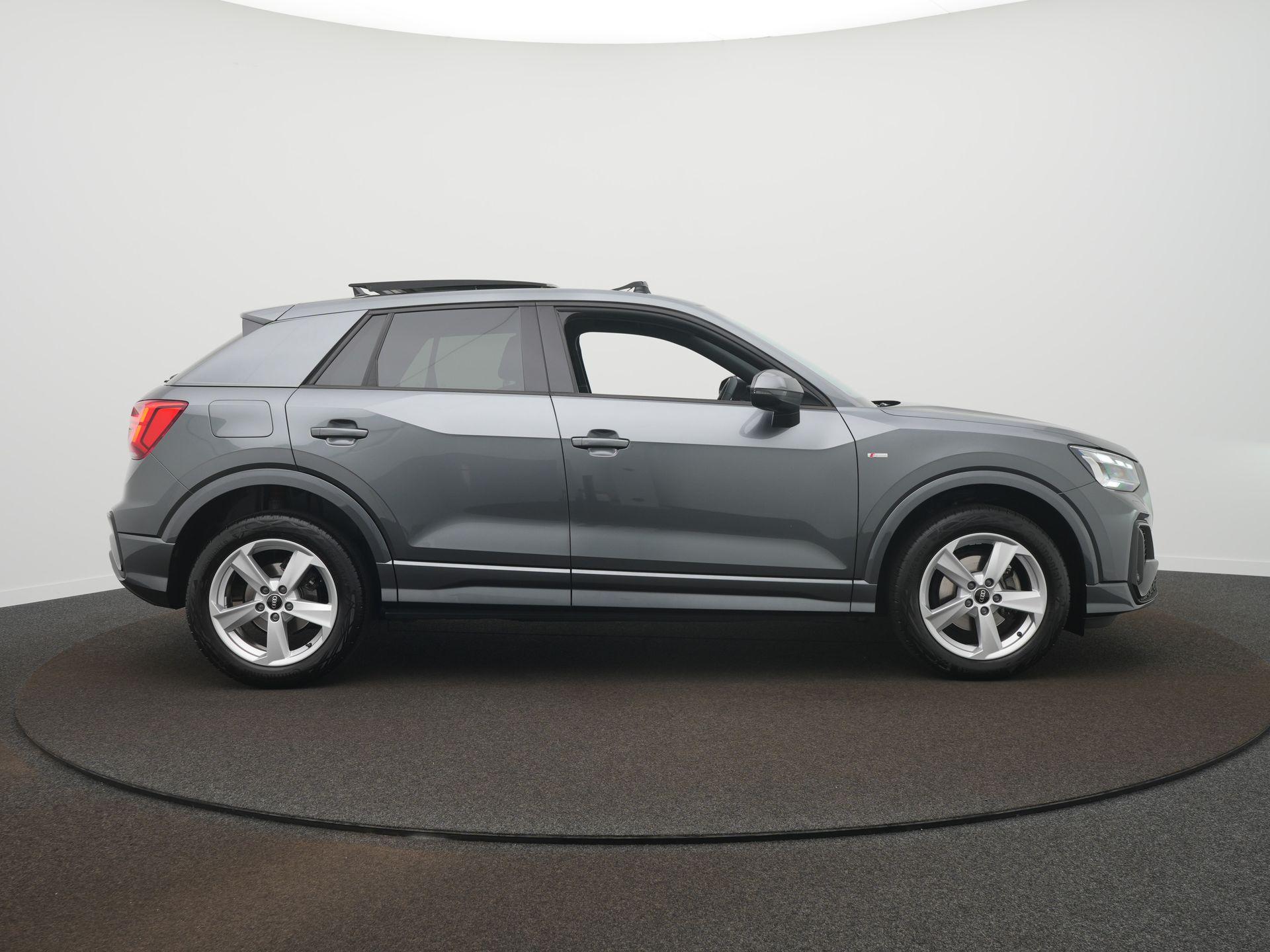 Audi Q2 35 TFSI S Edition - Afbeelding 4