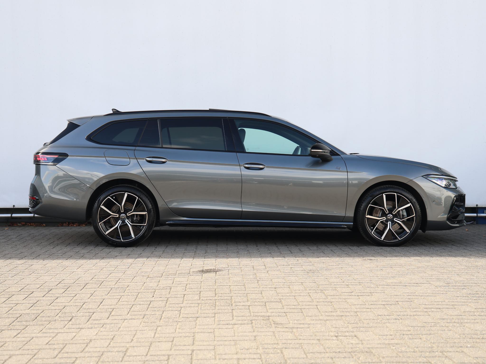 Volkswagen Passat Variant 1.5 eHybrid R-Line Edition - Afbeelding 2