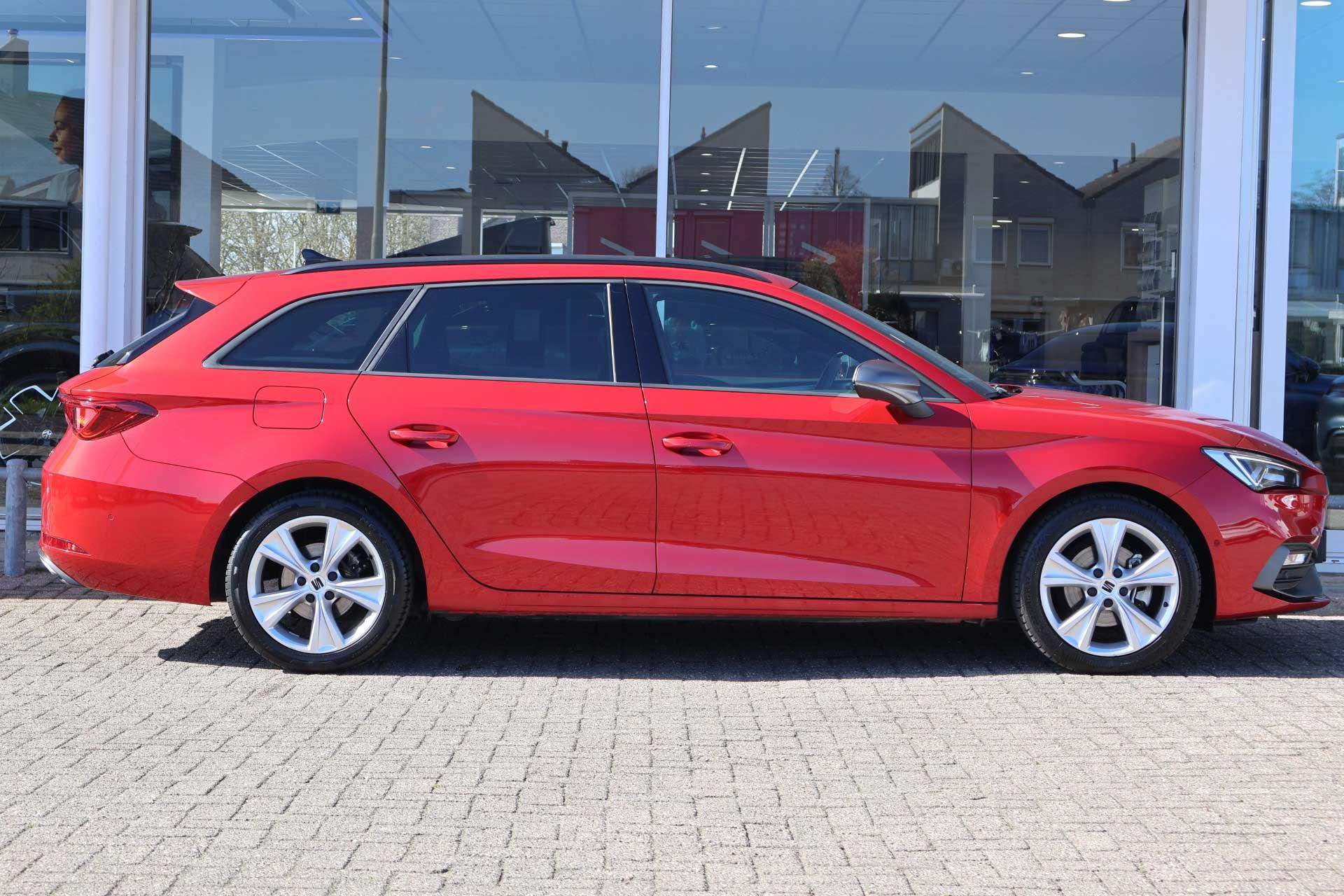 SEAT Leon Sportstourer 1.5 TSI 150pk FR Business Intense - Afbeelding 3