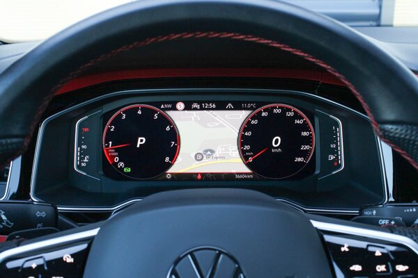 volledig digitaal instrumentenpaneel groot