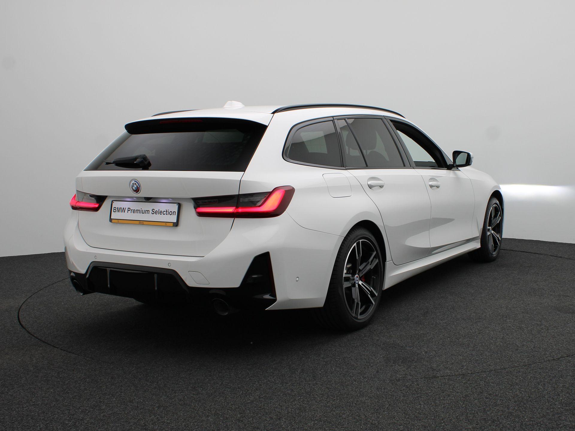 BMW 3 Serie Touring 330e xDrive - Afbeelding 2