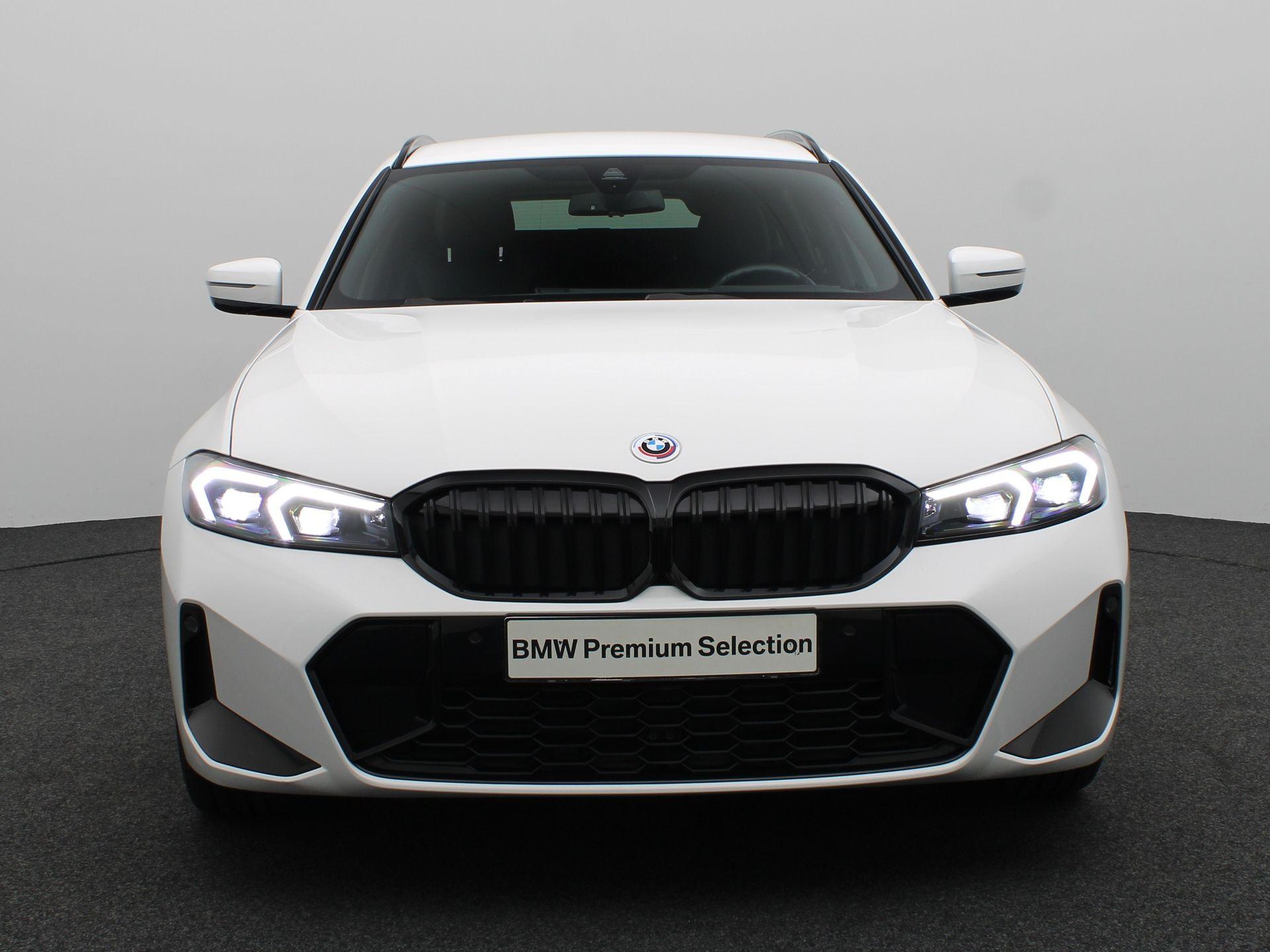 BMW 3 Serie Touring 330e xDrive - Afbeelding 3