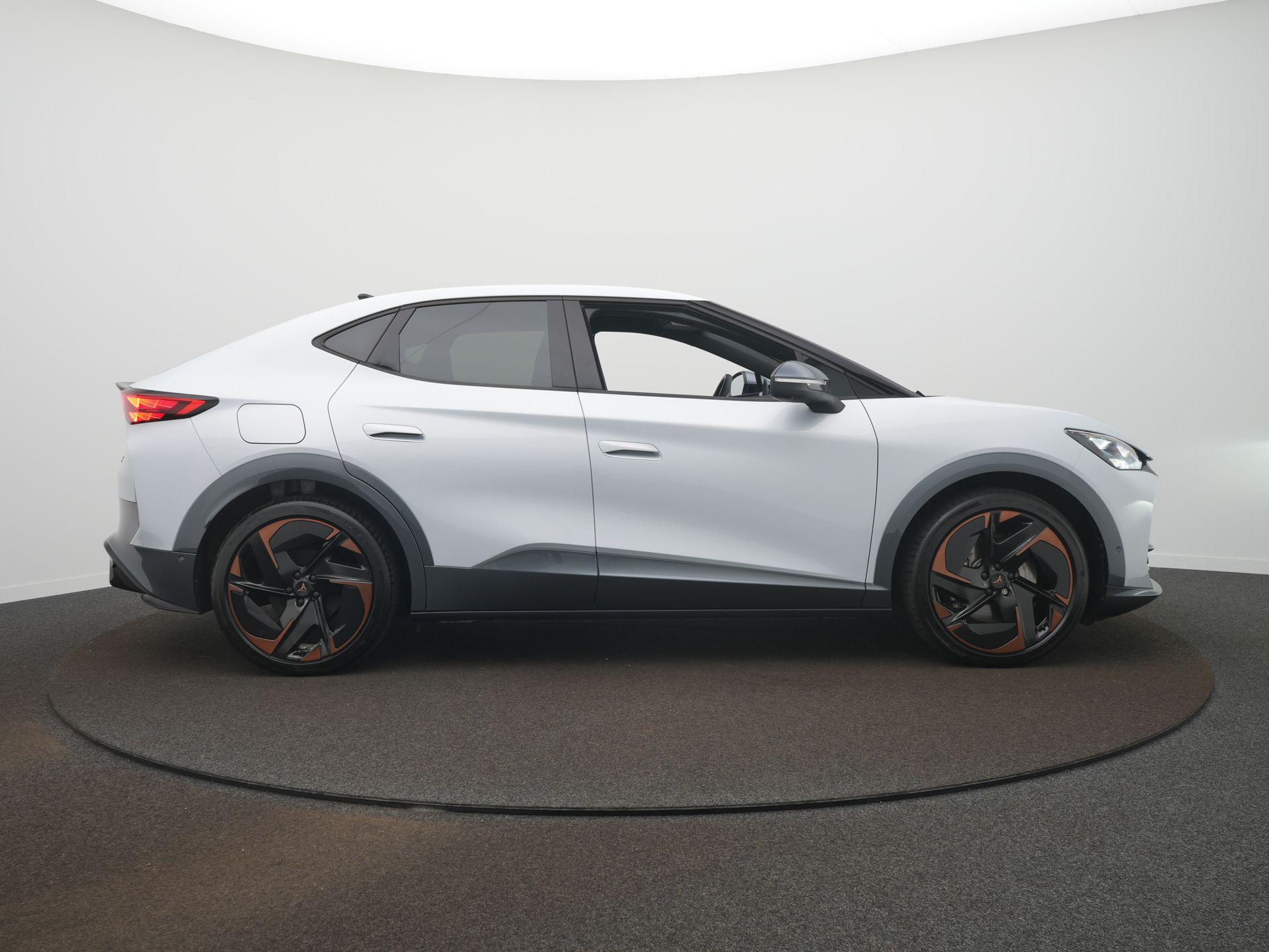 Cupra Tavascan VZ Extreme 82 kWh 340PK - Afbeelding 4