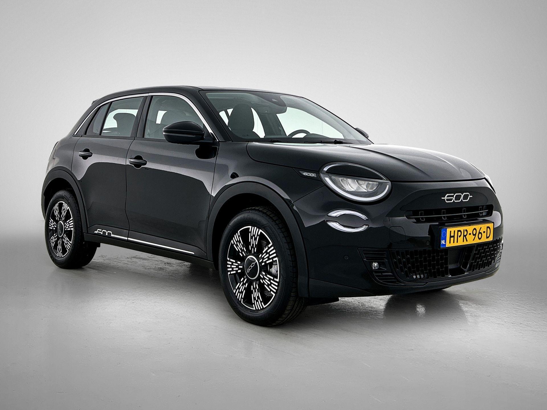 Fiat 600 1.2 Hybrid Urban 110pk Automaat - Afbeelding 2