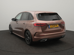 Mercedes-Benz B-Klasse 180 AMG Line - Afbeelding 4
