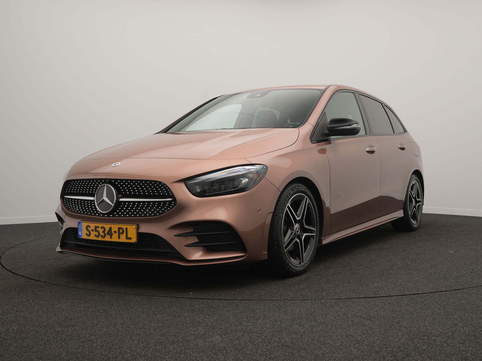 Mercedes-Benz B-Klasse 180 AMG Line - Afbeelding 5