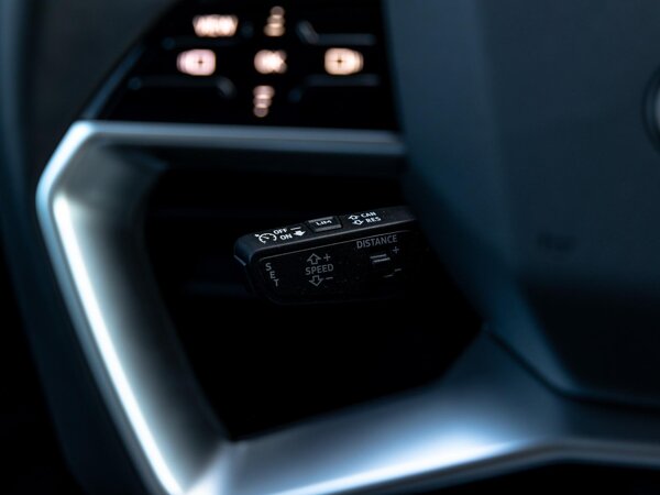 cruise control adaptief met Stop&Go en stuurhulp