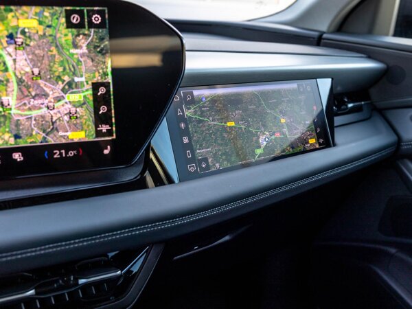 multimedia scherm passagier