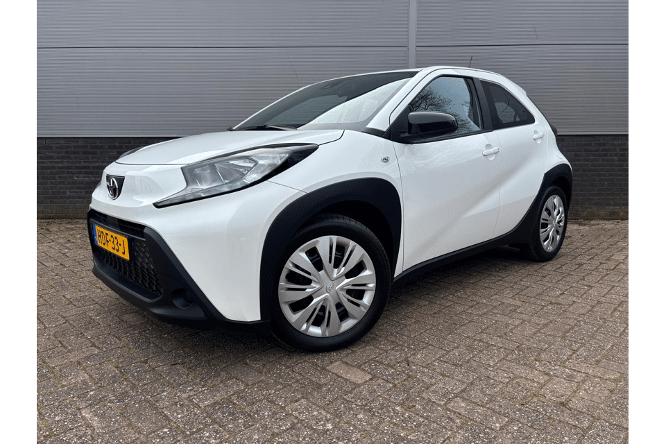 Toyota Aygo X 1.0 VVT-i MT Play - Afbeelding 1