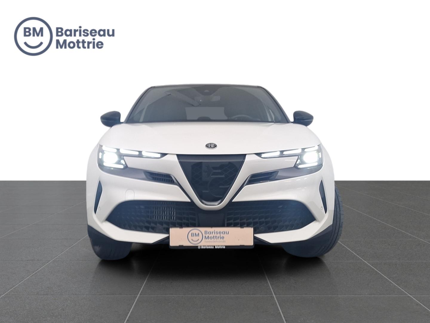 Alfa Romeo Junior SPECIALE HYBRID AUTOMAAT * - Image 2