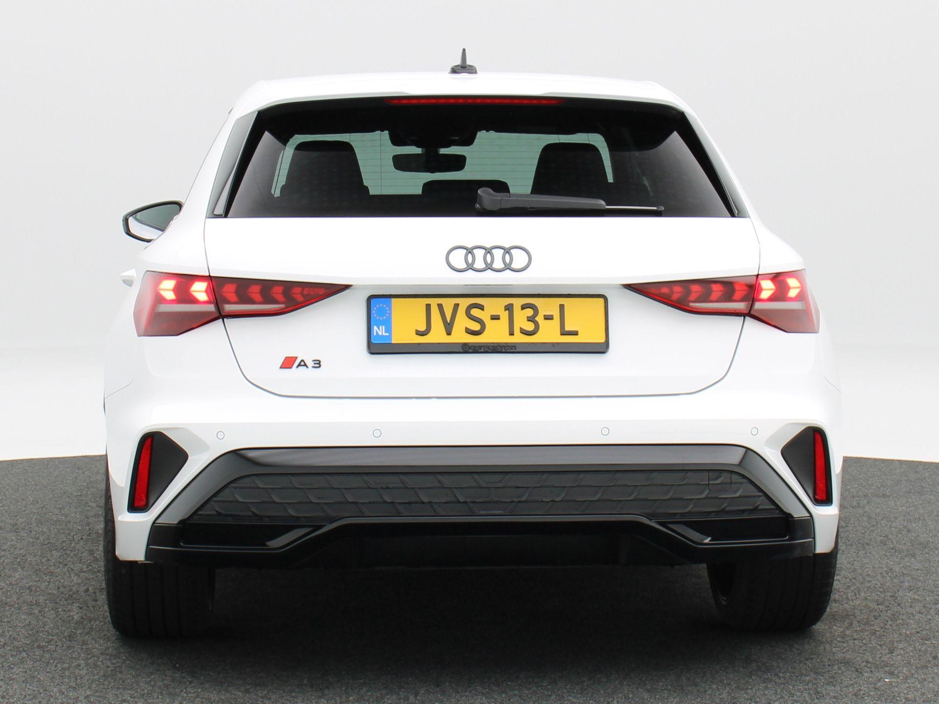 Audi A3 Sportback 30 TFSI S edition - Afbeelding 4