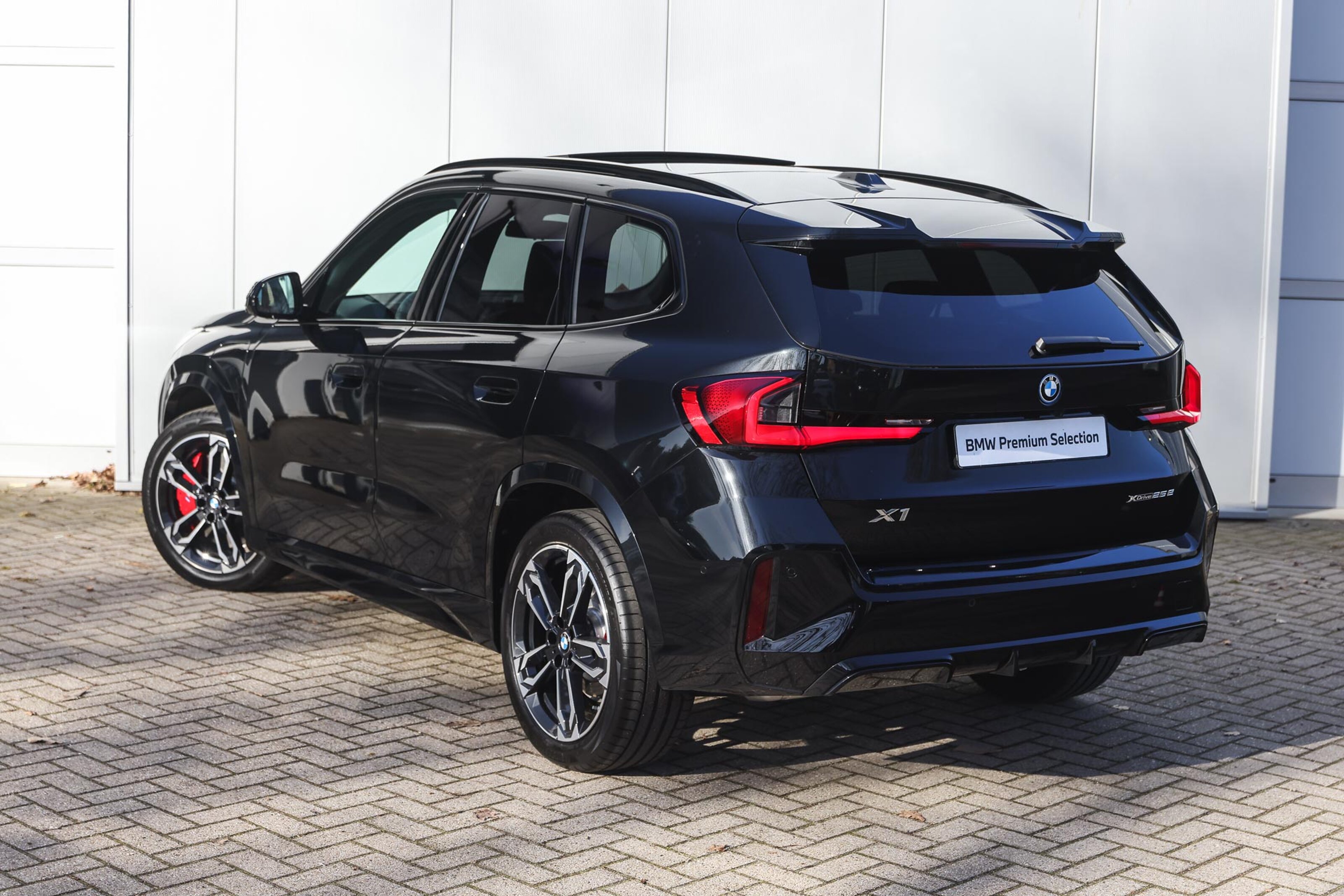 BMW X1 xDrive25e High Executive M Sport Automaat
