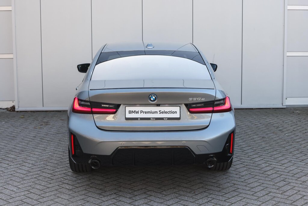 BMW 3 Serie 6