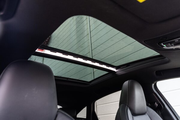 elektrisch glazen panoramadak