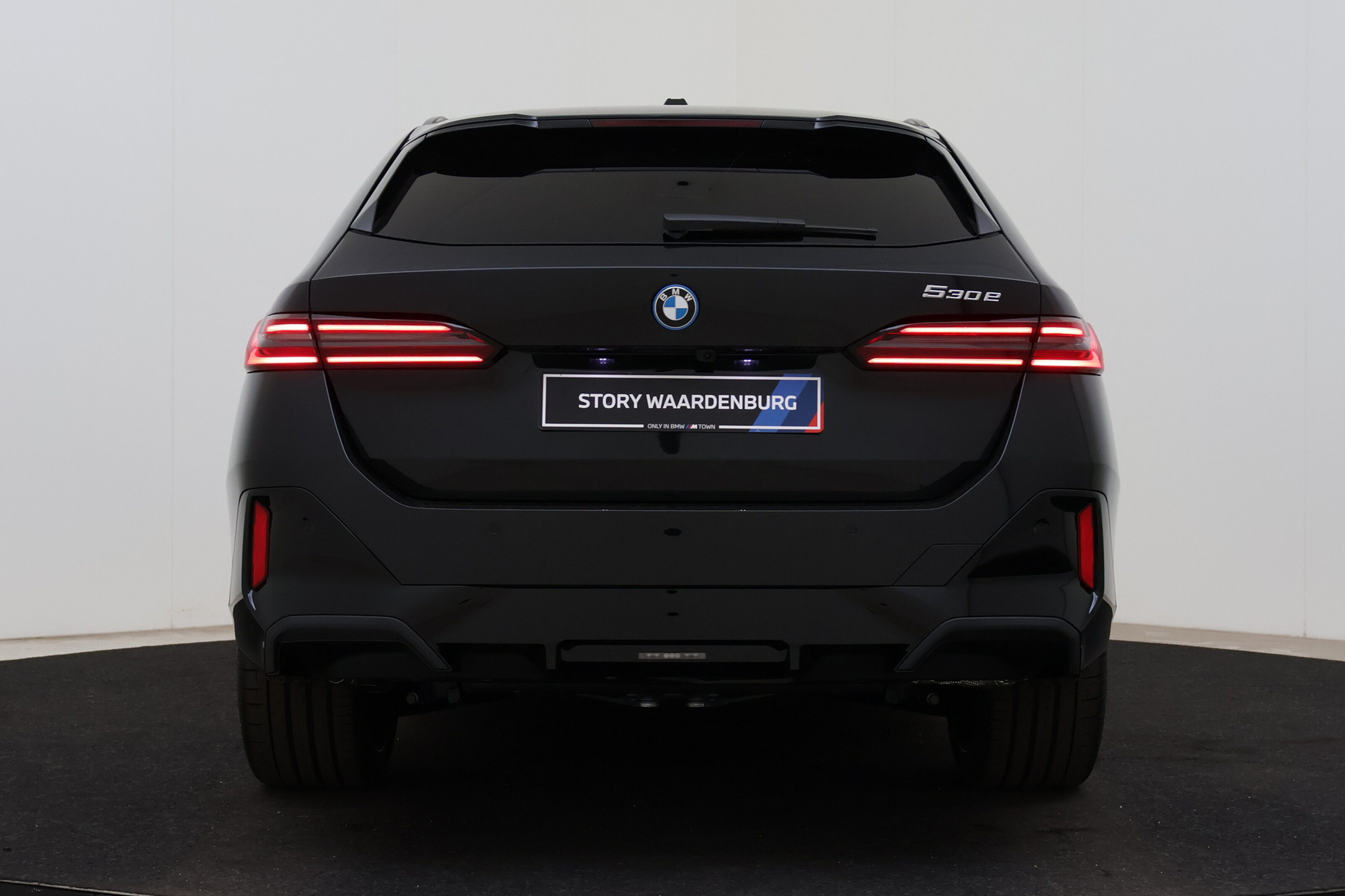 BMW 5 Serie Touring 530e M Sport Automaat