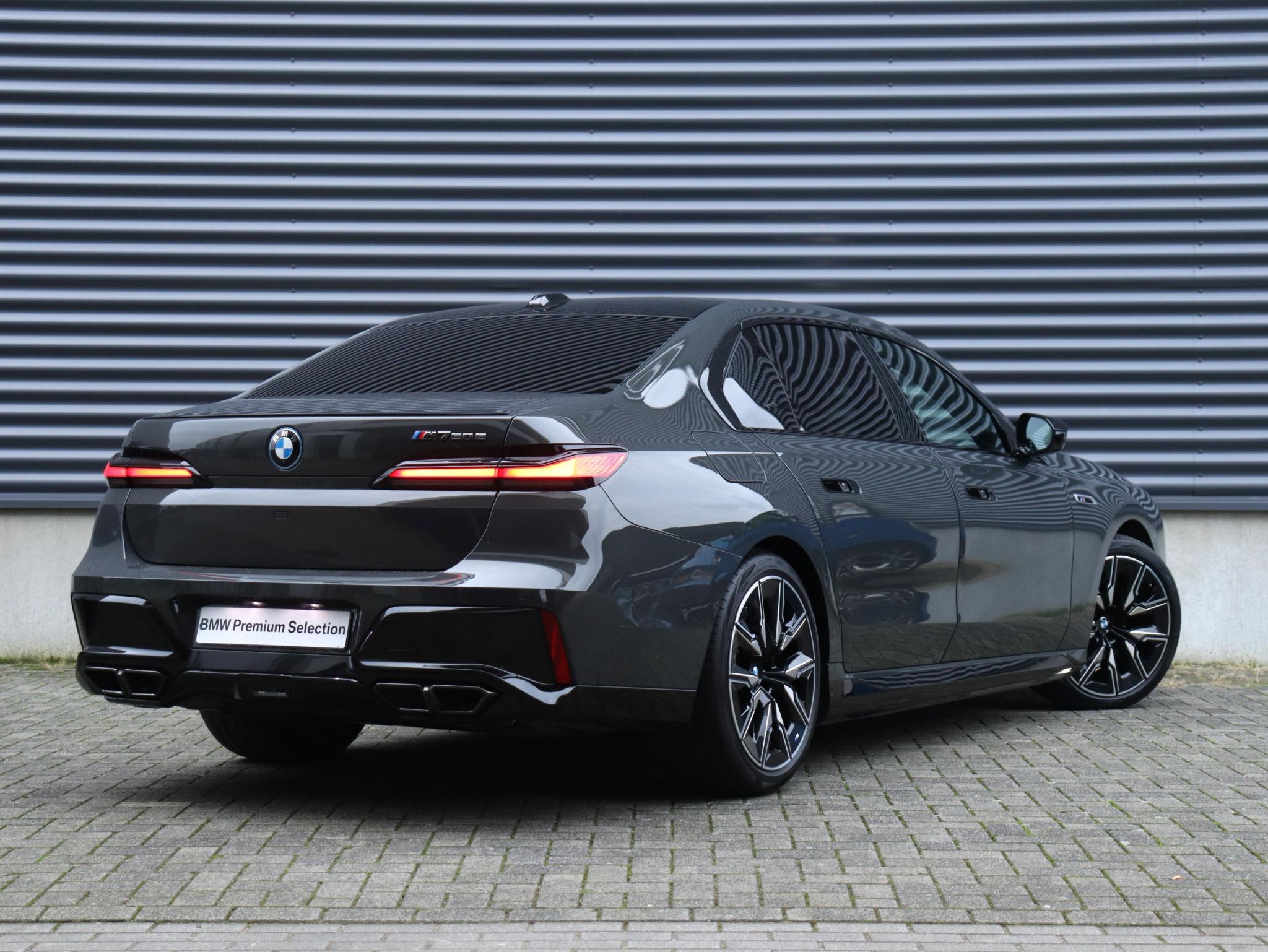 BMW 7 Serie M760e xDrive - Afbeelding 2
