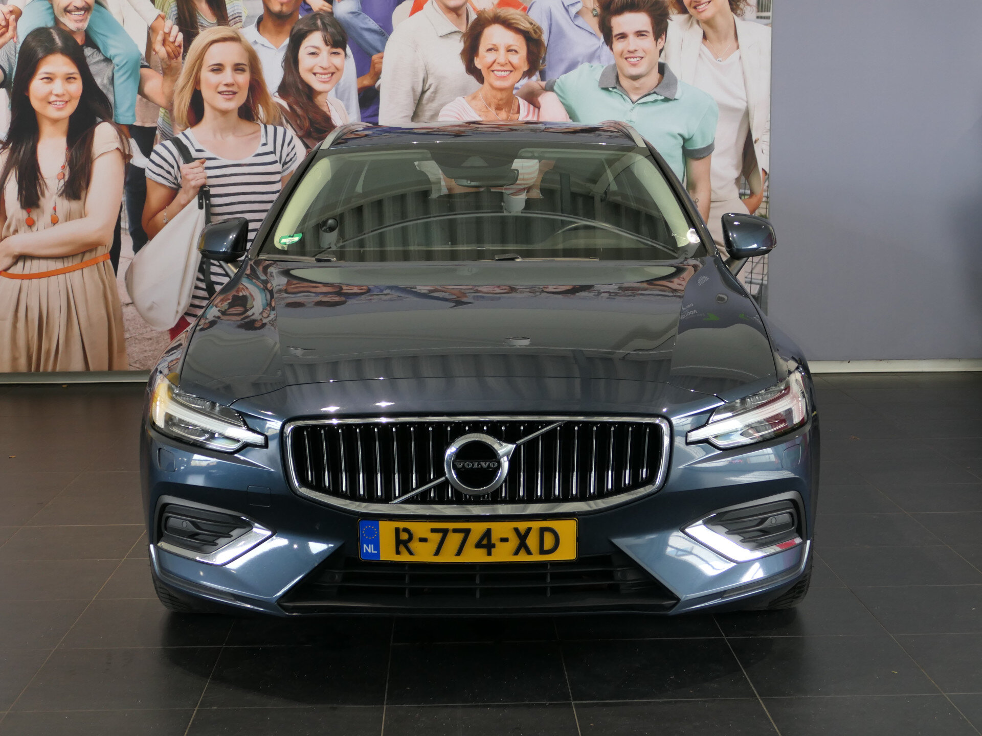 Volvo V60 2.0 B4 Core - Afbeelding 2