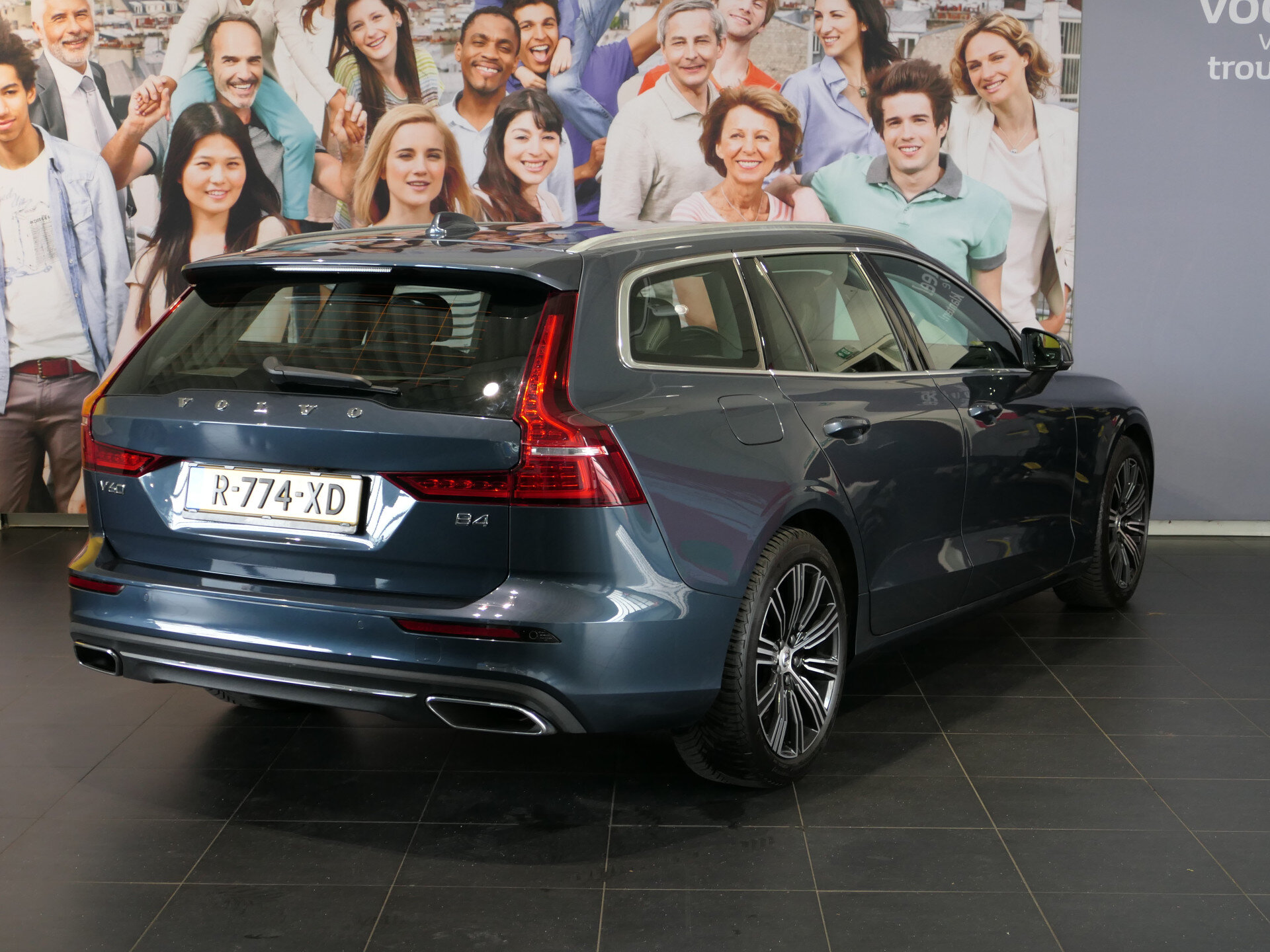 Volvo V60 2.0 B4 Core - Afbeelding 3