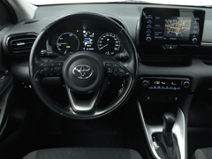 Toyota Yaris 1.5 Hybrid 115 Active Automaat | Navigatie | Camera | Stoelverwa - Afbeelding 3