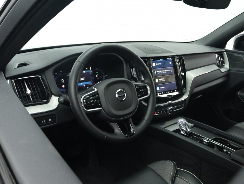 Volvo XC60 2.0 T6 Plus Black Edition | Panoramadak | Leder sportstoelen | 3 - Afbeelding 4