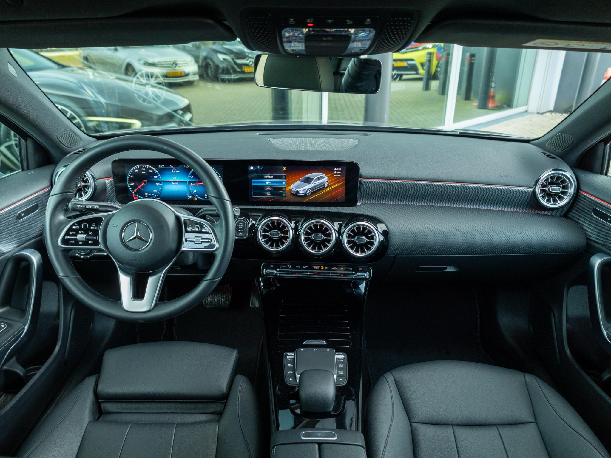 Mercedes-Benz A-Klasse Hatchback 180 Business Solution Luxury - Afbeelding 3