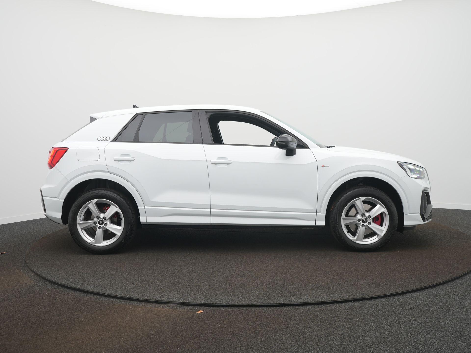 Audi Q2 35 TFSI S Edition - Afbeelding 4