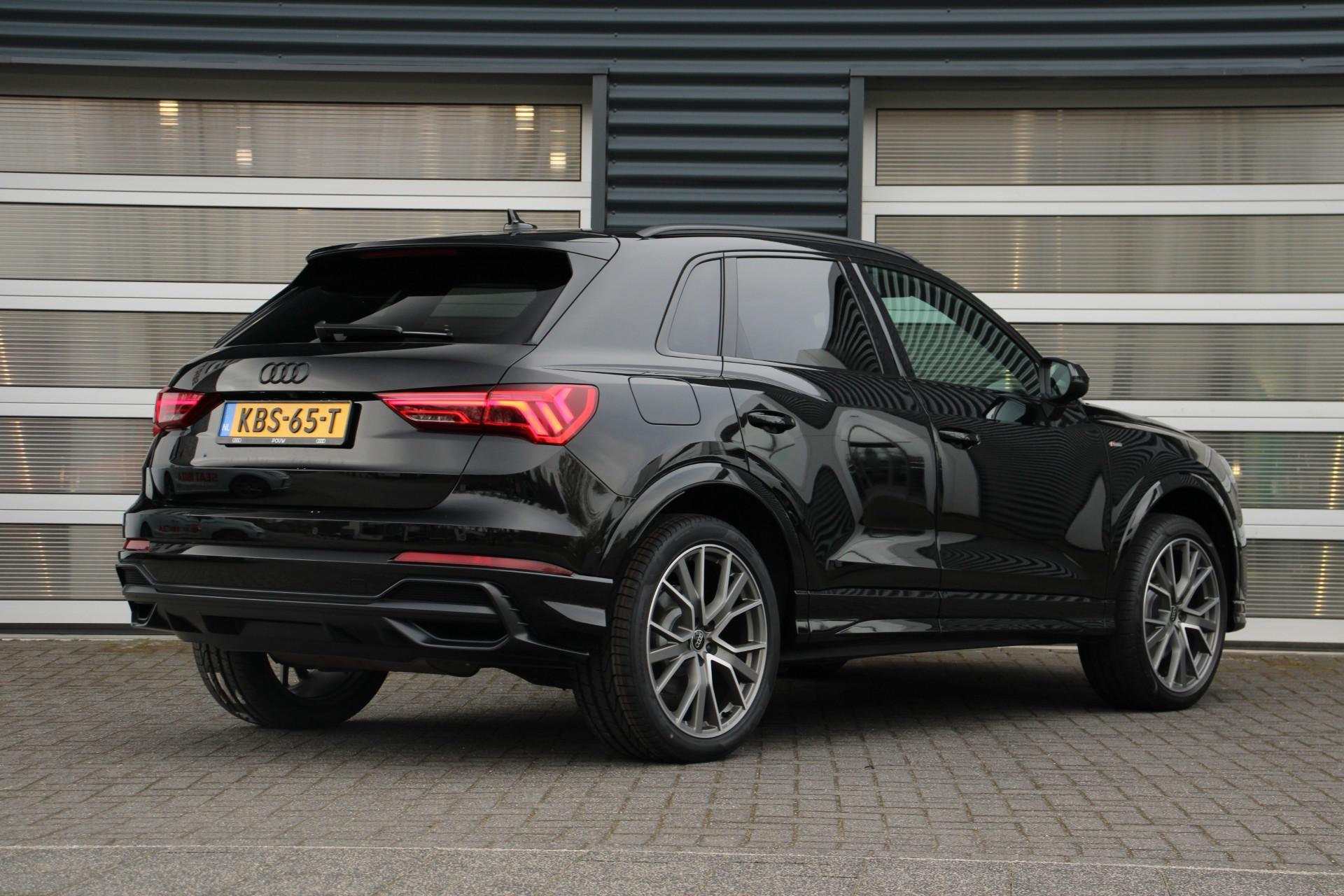 Audi Q3 45 TFSIe 245pk S Edition - Afbeelding 2