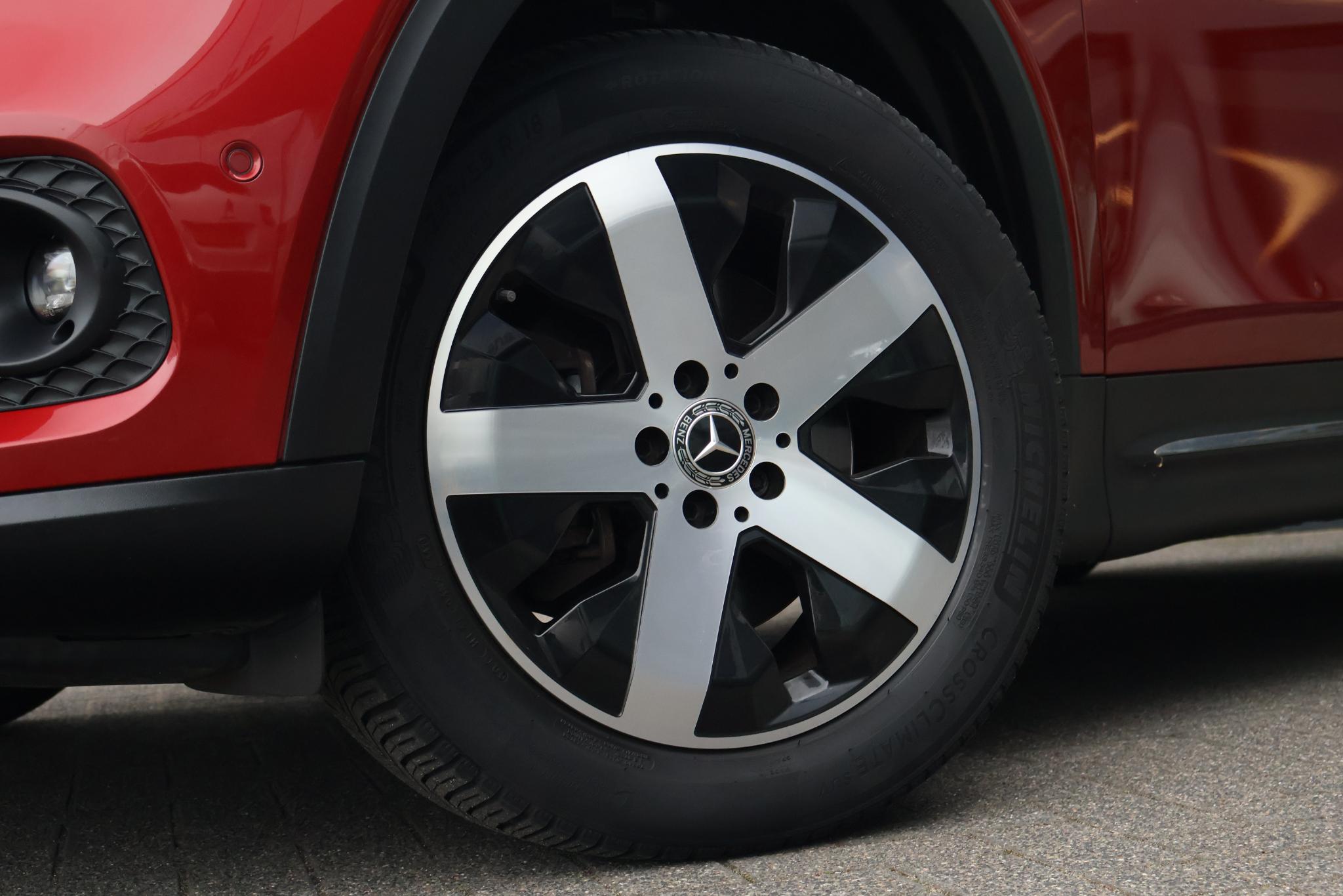 Mercedes-Benz GLB 250 4MATIC Premium - Afbeelding 4