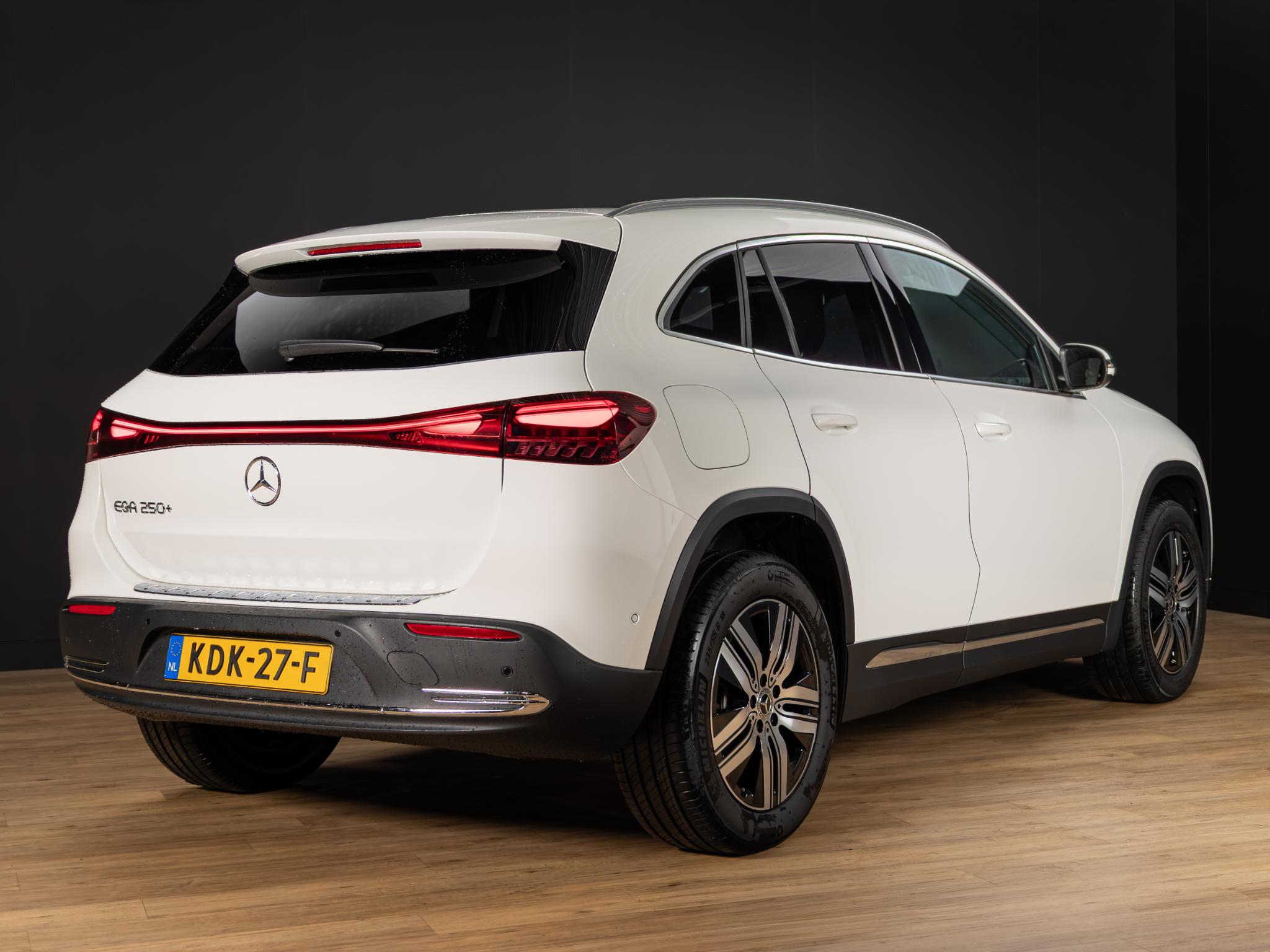 Mercedes-Benz EQA 250+ Business Solution Luxury 71 kWh - Afbeelding 2