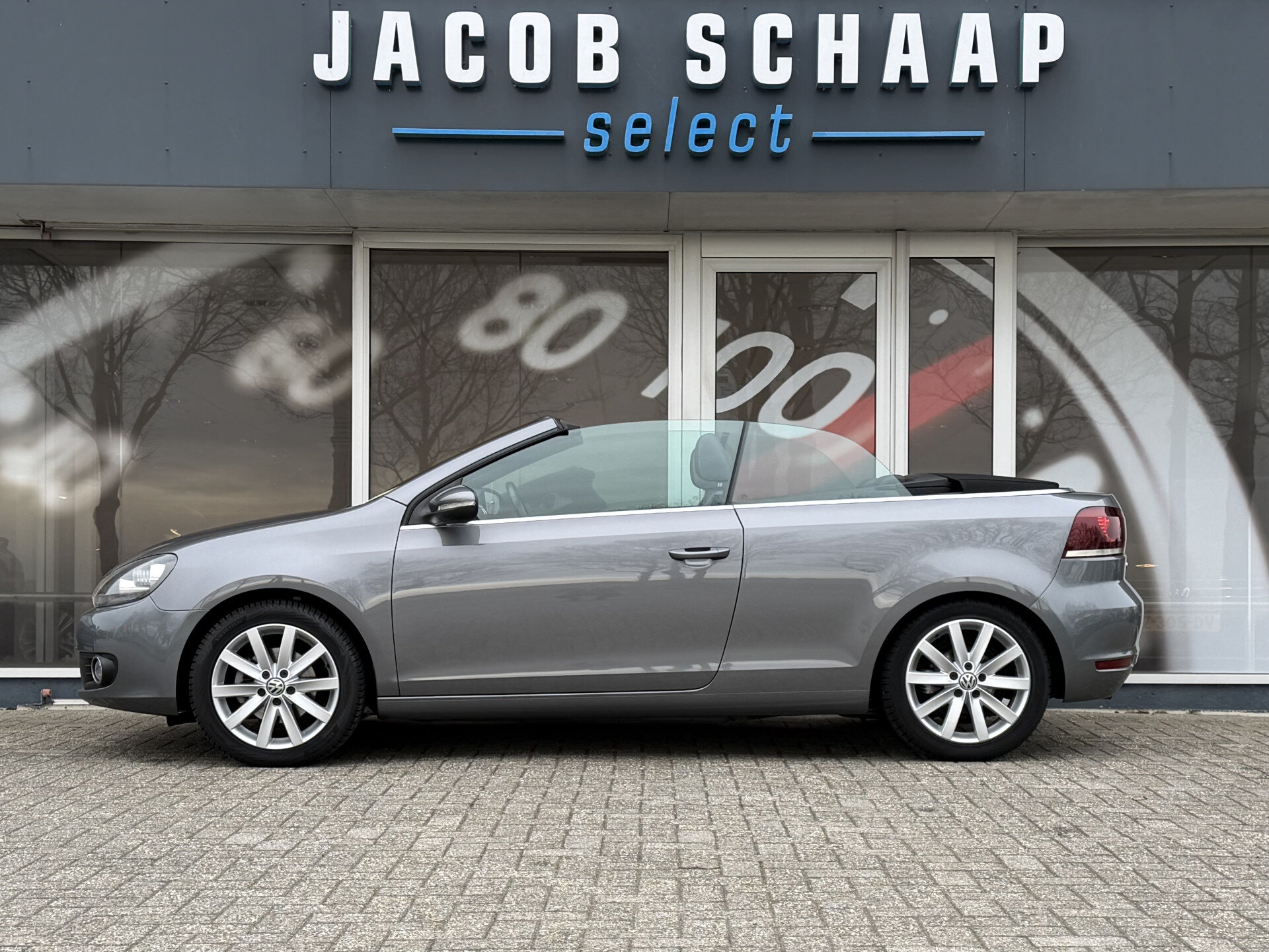 Volkswagen Golf Cabriolet 1.2 TSI Dynamic / Nieuwe kap / 17" LM / Cruise / Airco / Windscherm - Afbeelding 2