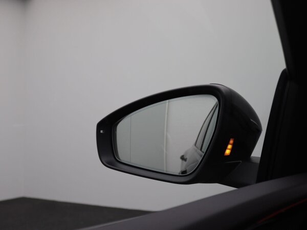 Lane Departure Warning met noodassistent Lane Departure Warning met noodassistent