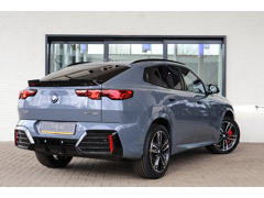 BMW iX2 xDrive30 M Sport Edition - Afbeelding 2