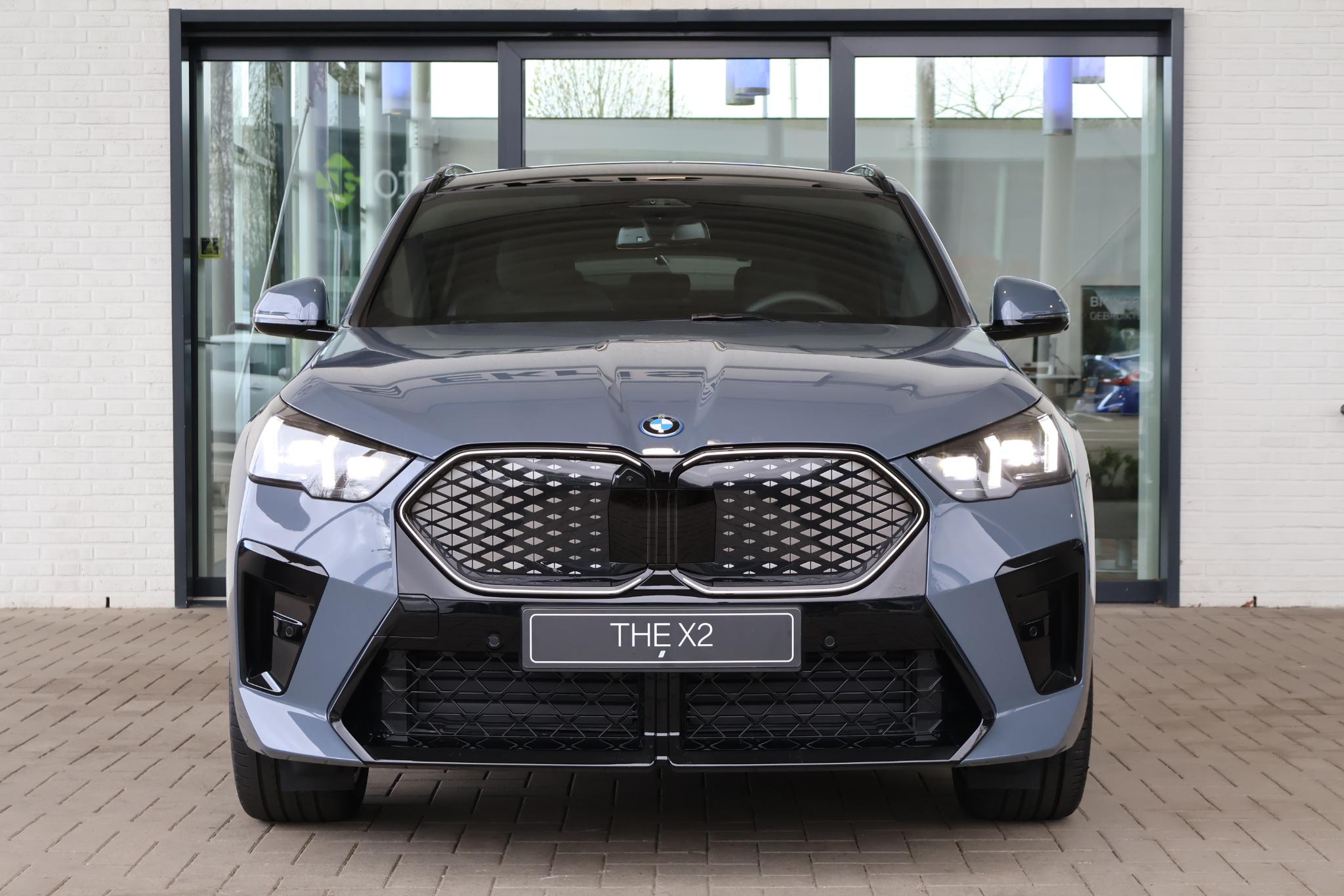 BMW iX2 xDrive30 M Sport Edition - Afbeelding 3