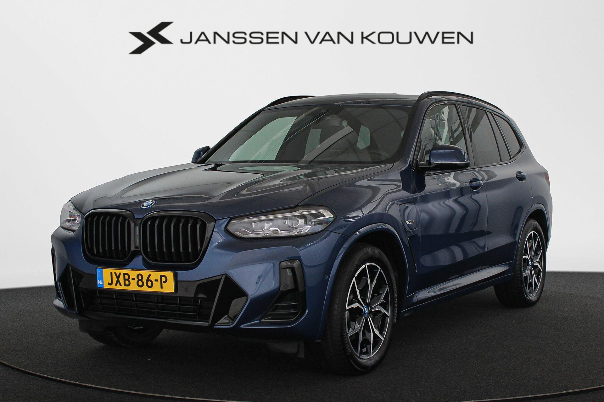 BMW X3 xDrive30e