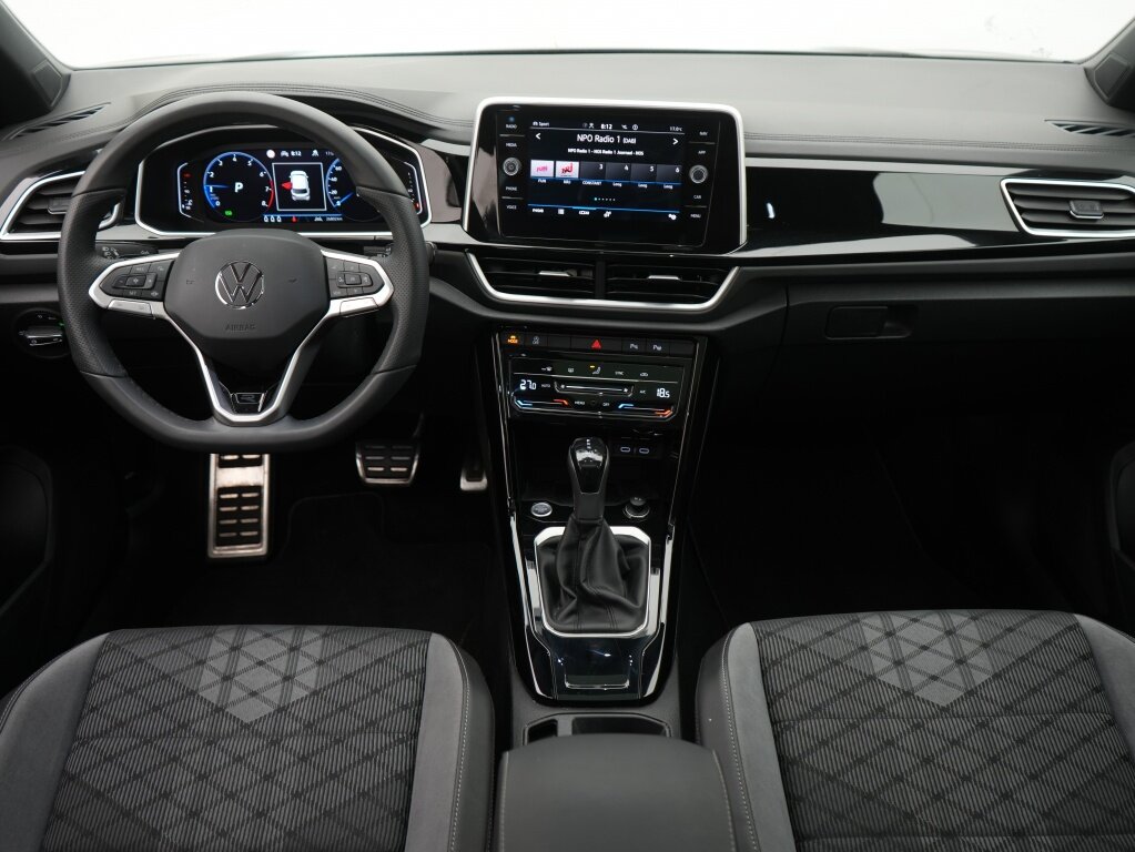 Volkswagen T-Roc 1.5 TSI R-Line DSG | Panoramadak | Navigatie | Camera | Adaptive - Afbeelding 3