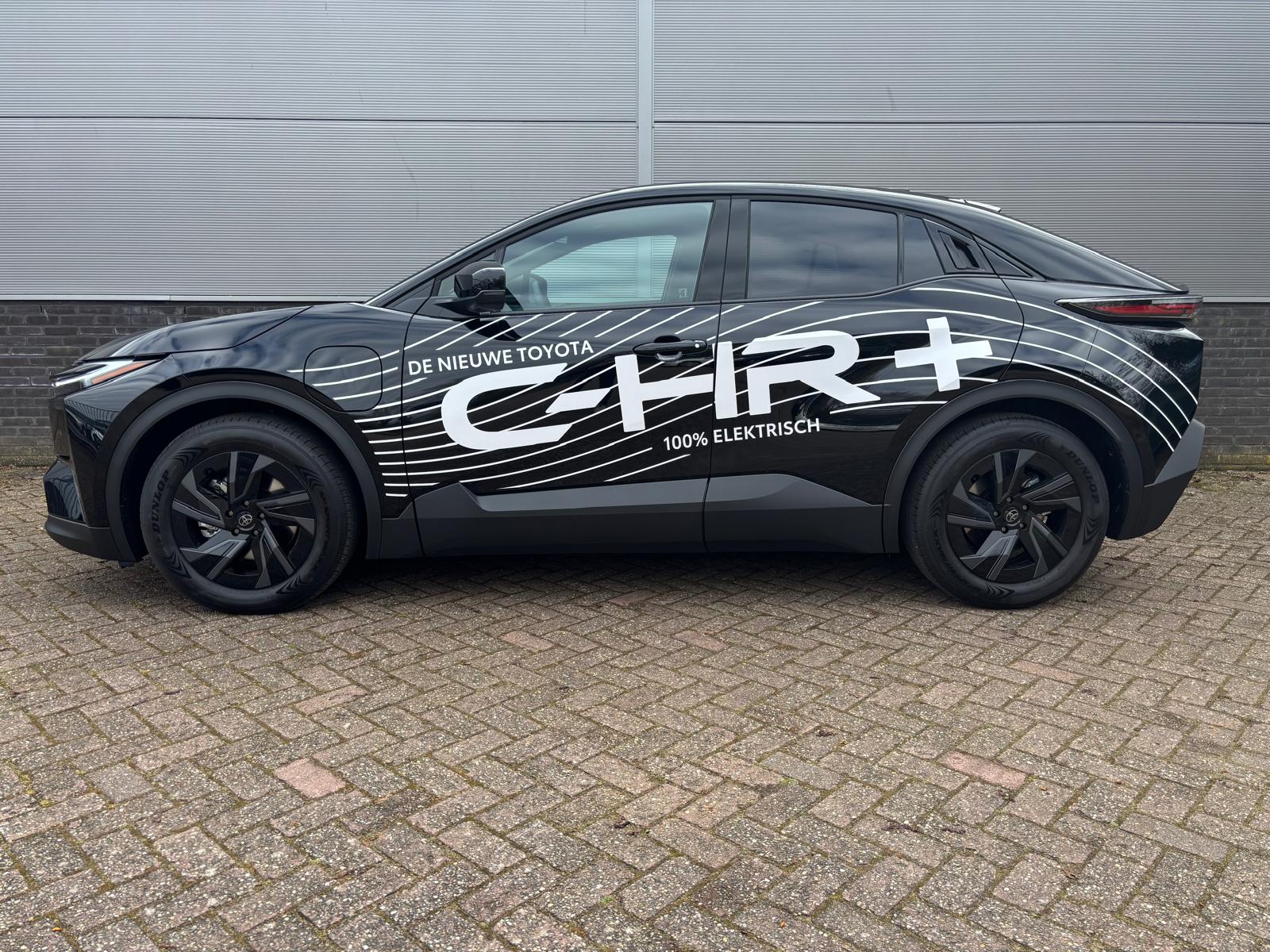 Toyota C-HR First Edition 77 kWh Demonstratie Auto ! - Afbeelding 2