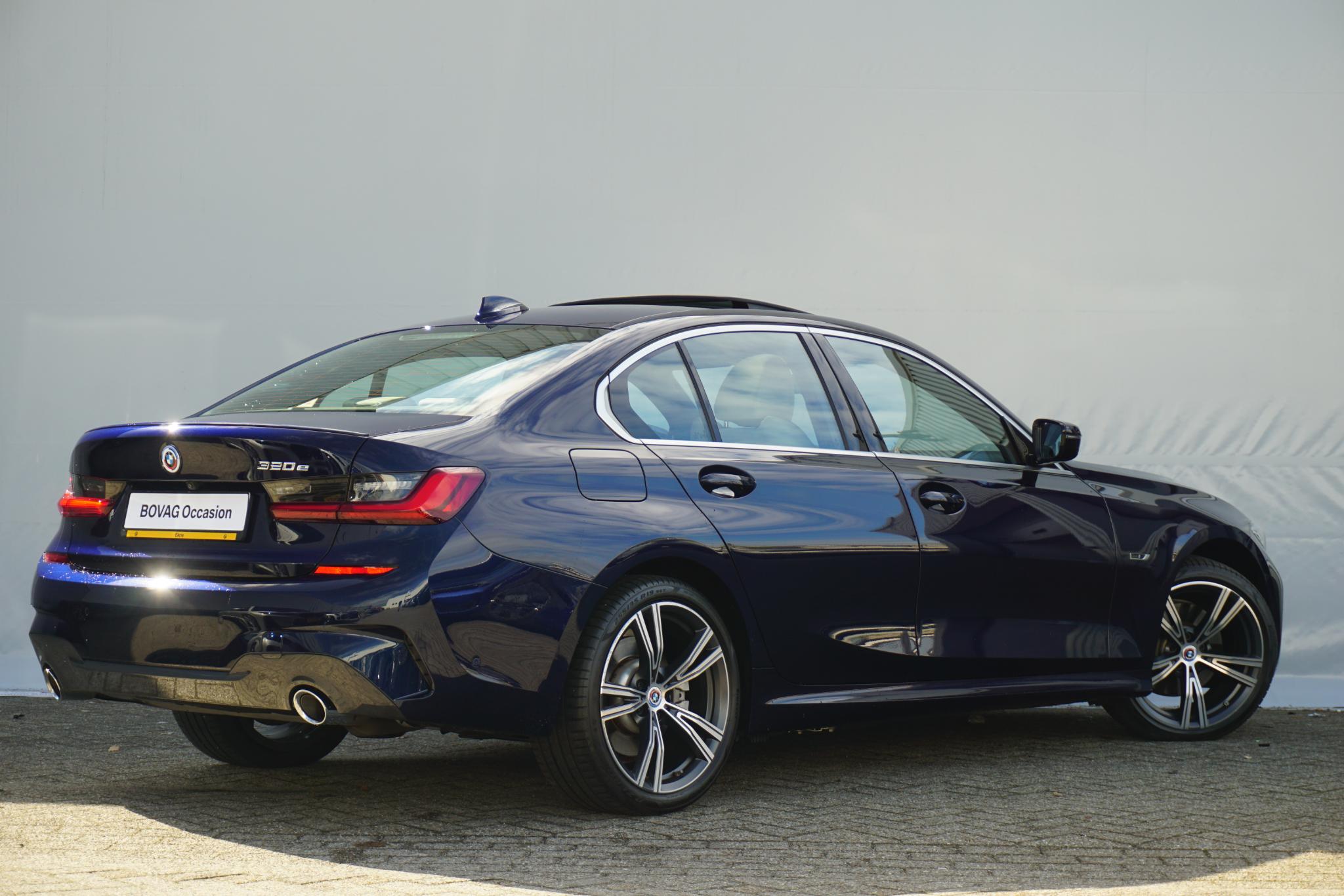 BMW 3 Serie Sedan 320e - Afbeelding 2