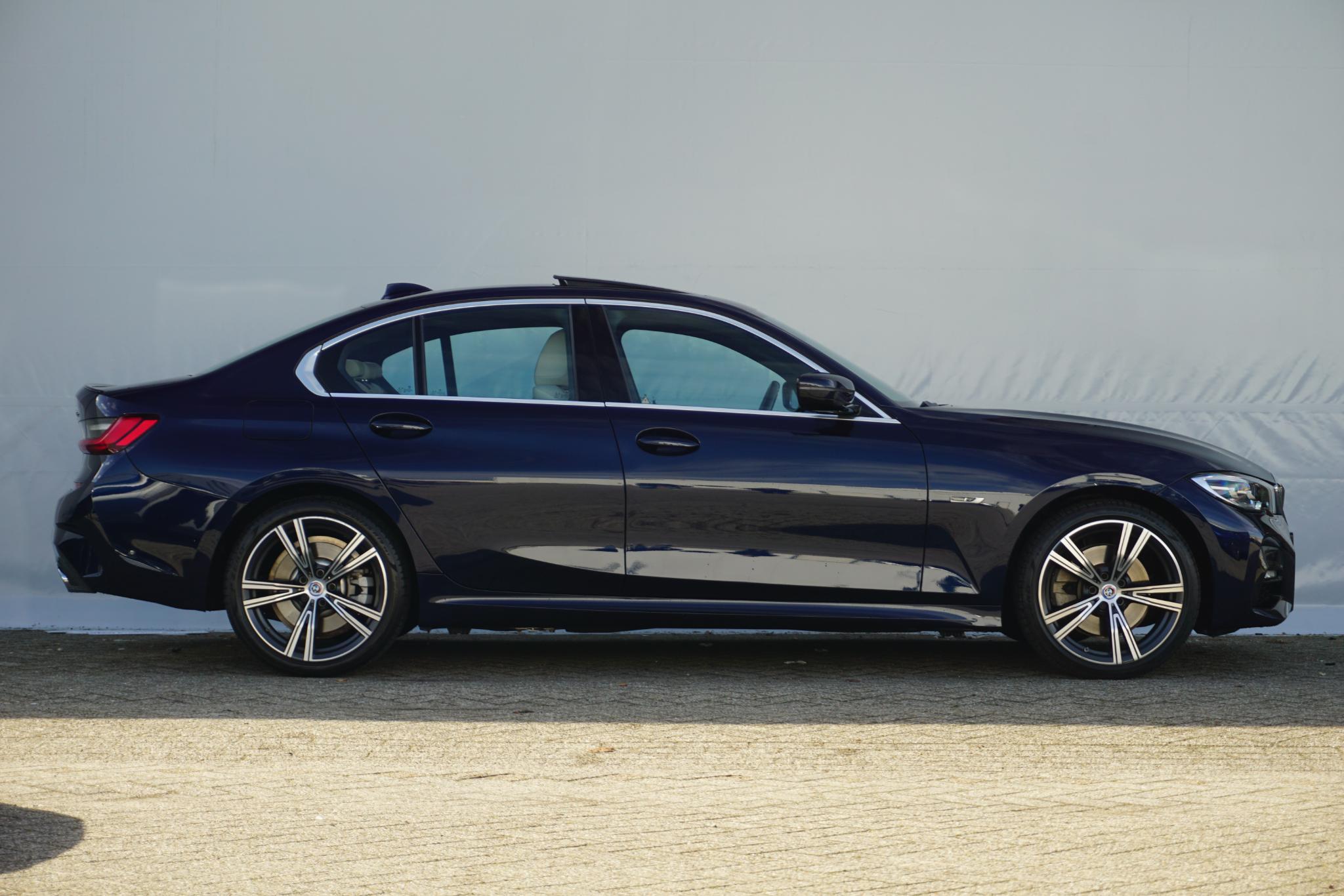 BMW 3 Serie Sedan 320e - Afbeelding 4