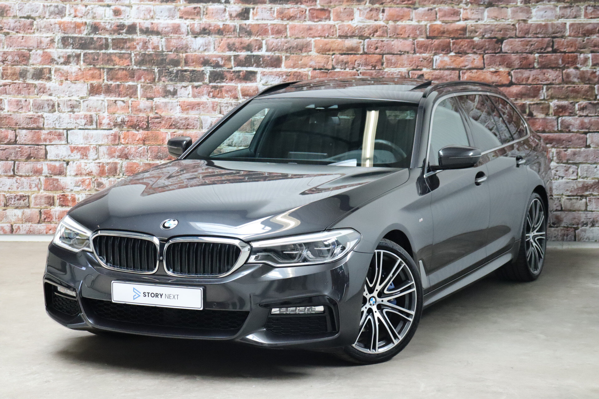 BMW 5 Serie Touring 530i High Executive M Sport Pakket Automaat