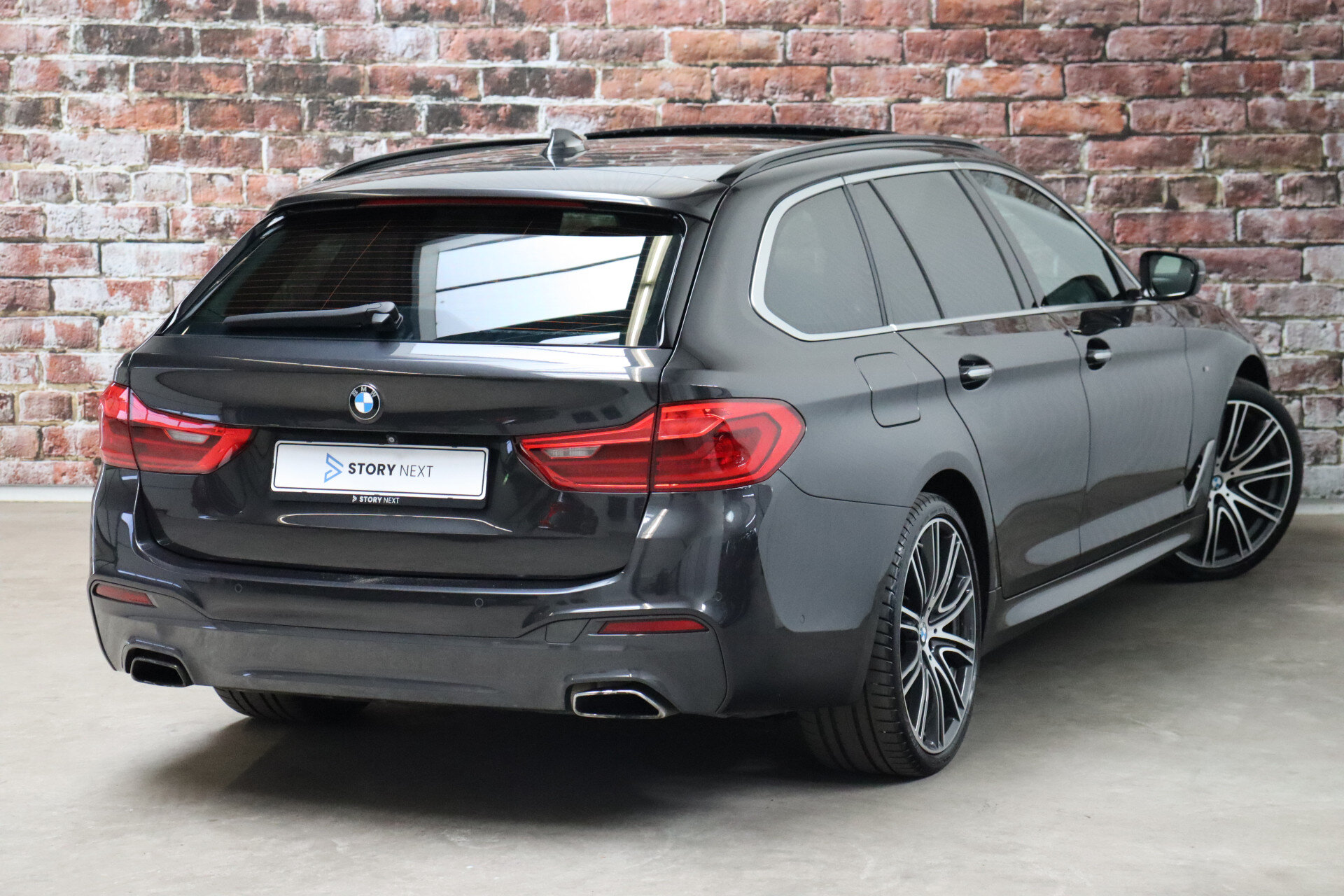 BMW 5 Serie Touring 530i High Executive M Sport Pakket Automaat - Afbeelding 4