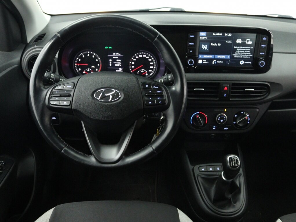 Hyundai i10 1.0 Comfort | All season | Carplay Navigatie | Stoelverwarming - Afbeelding 3