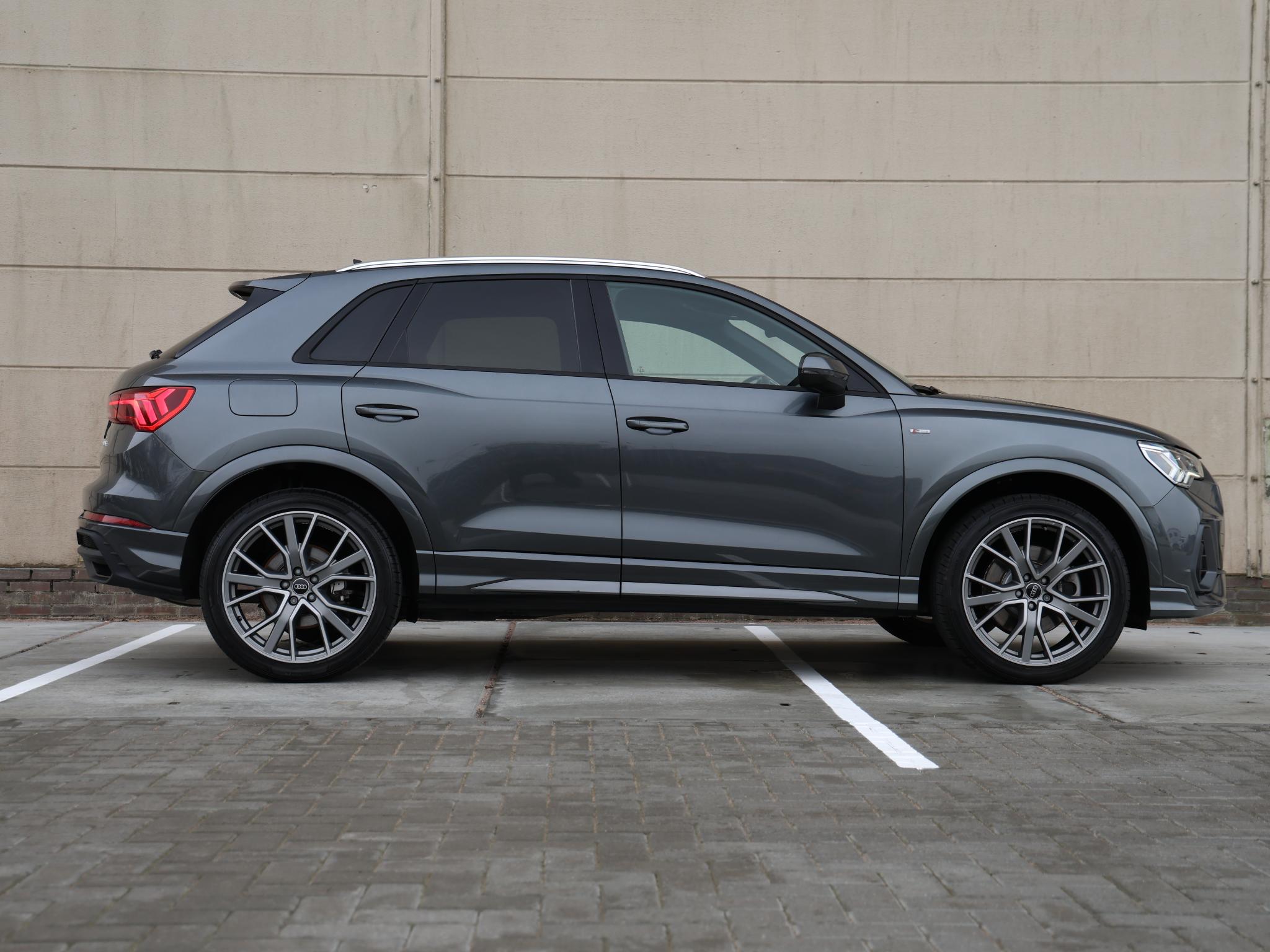 Audi Q3 45 TFSI e S edition - Afbeelding 2