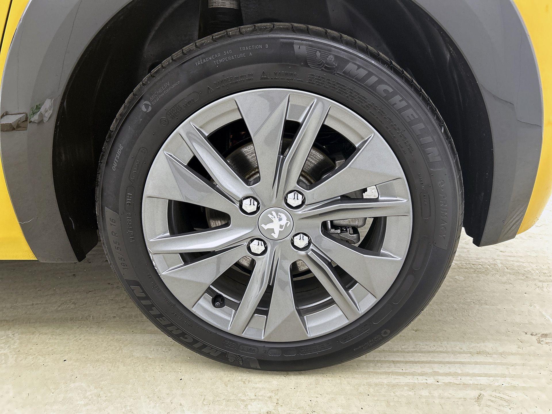 Peugeot e-208 EV Allure Pack 50 kWh 136pk Automaat - Afbeelding 3