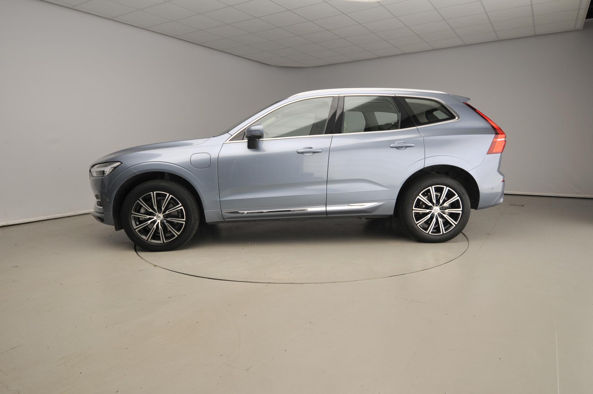 Volvo XC60 2.0 T8 Twin Engine AWD Inscription - Afbeelding 2