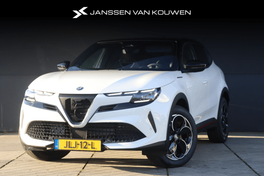 Alfa Romeo Junior 1.2 Turbo Hybrid Ibrida Speciale